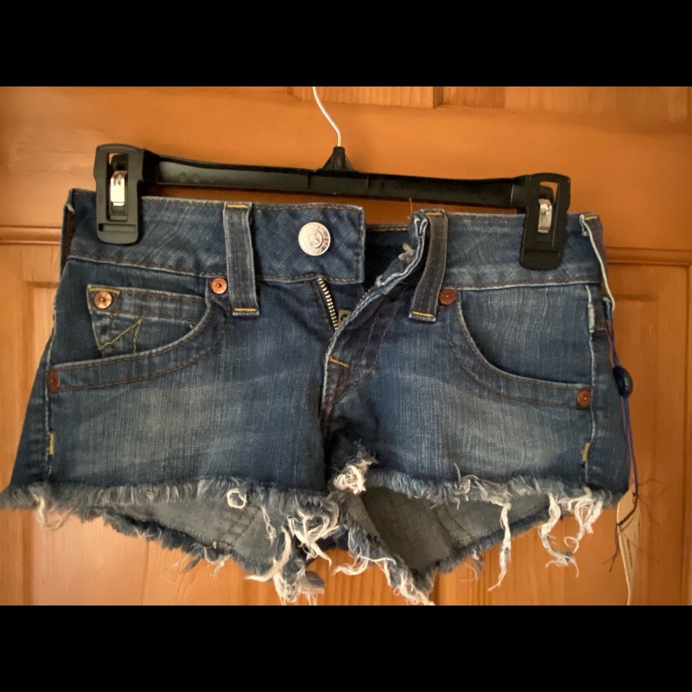 True Religion cut-off short
